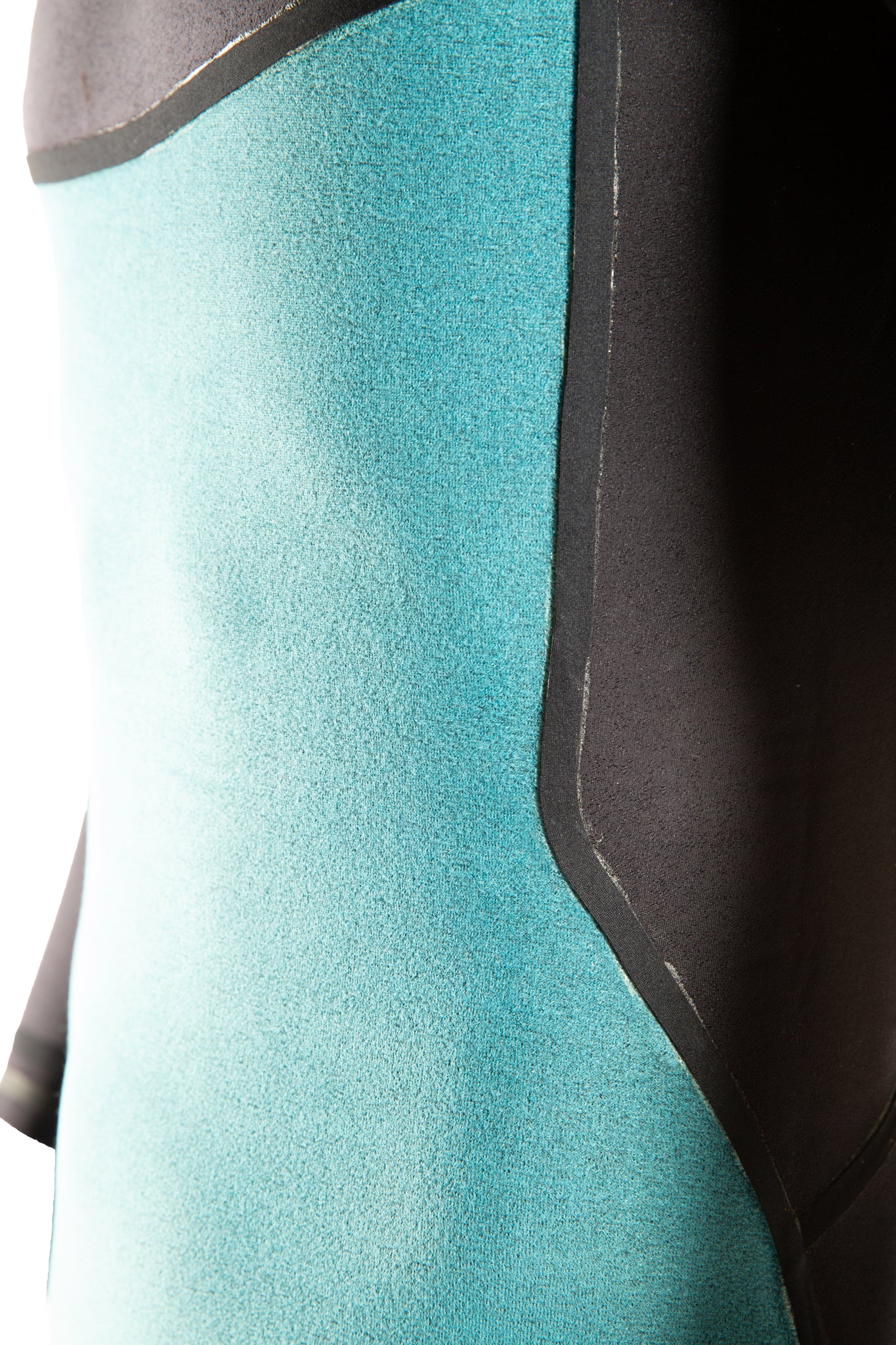 Crooked Wetsuit - 4+:3mm hooded - Mens